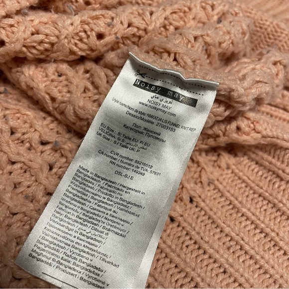 Noisy May Peachy Pink Chunky Knit Turtleneck Sweater Oversized Women’s Small - Picture 8 of 10